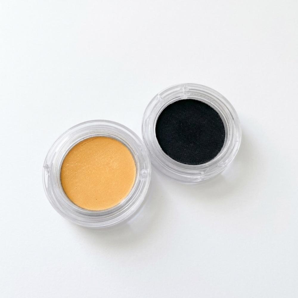 KATE SPADE SATURDAY Eyeshadow Duo Yellow Black Bold Pigment Quiet Luxury RARE